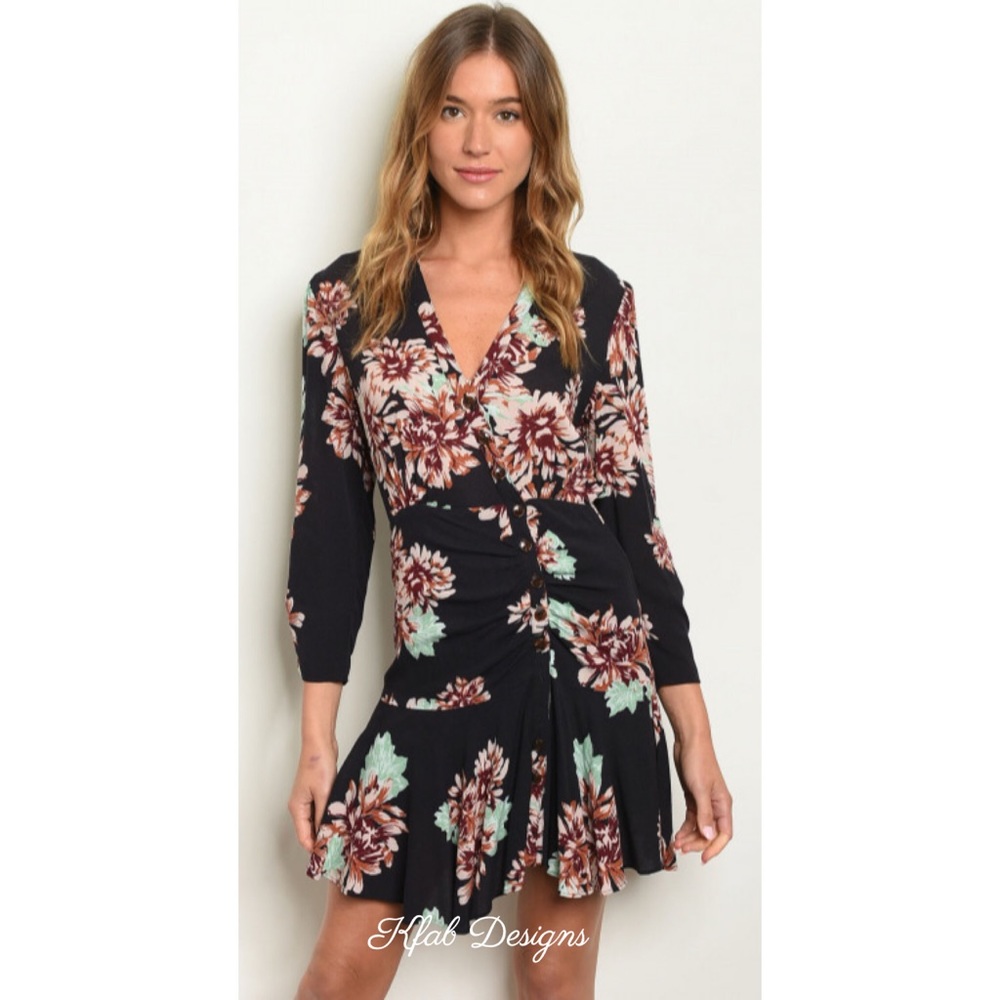 ❤️LAST 2! Neck Floral Ruffle/Button Detail Dress! - Picture 3 of 4